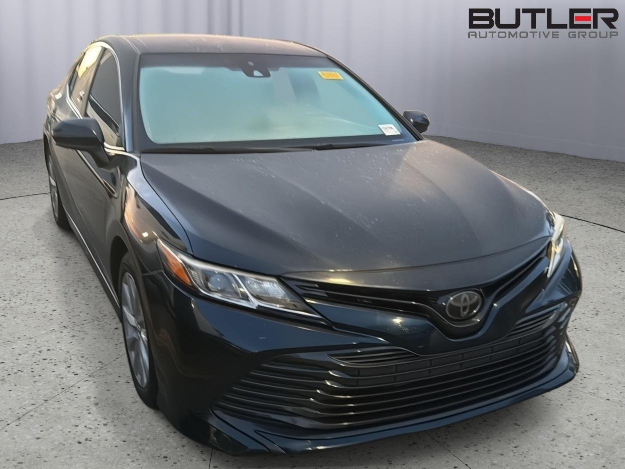 Used 2020 Galactic Aqua Mica Toyota LE image 4