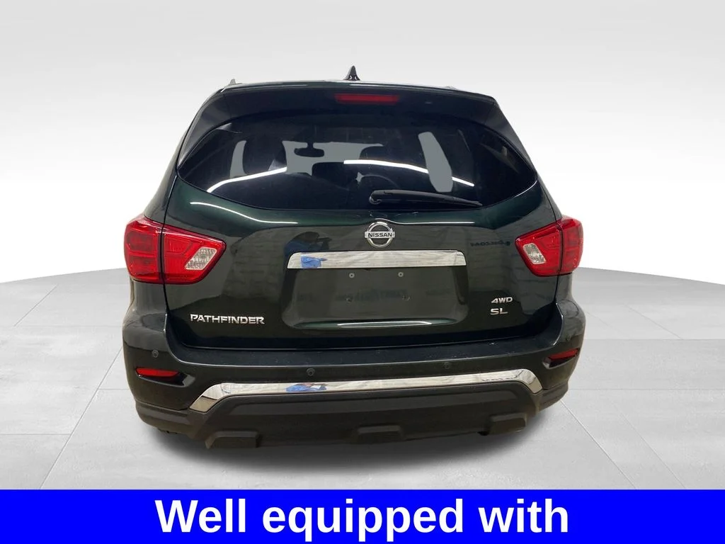 Used 2019 Green Nissan SL image 3