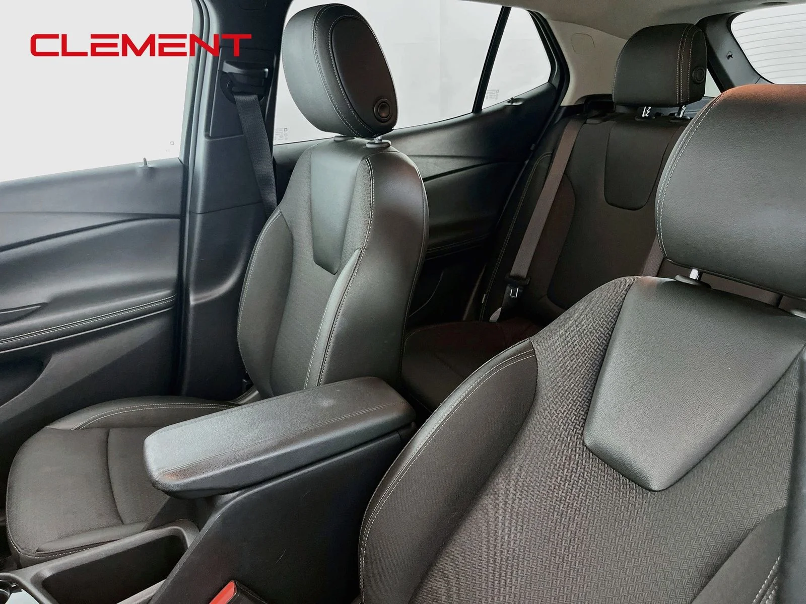 2025 Buick Encore GX Preferred - Photo 25