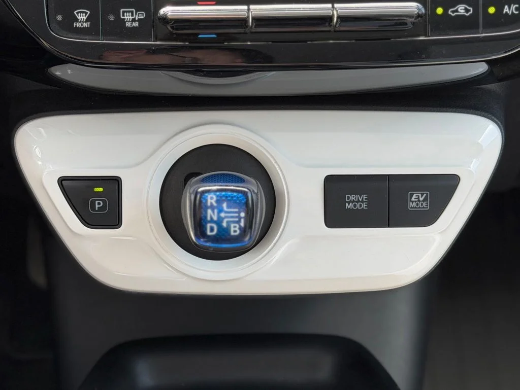 Used 2016 Beige Toyota Two image 14