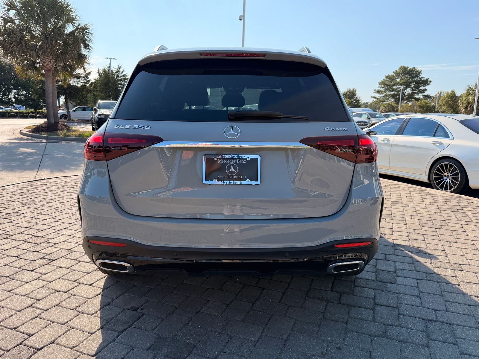 Certified Used 2026 MANUFAKTUR Alpine Gray Mercedes-Benz GLE 350 image 10