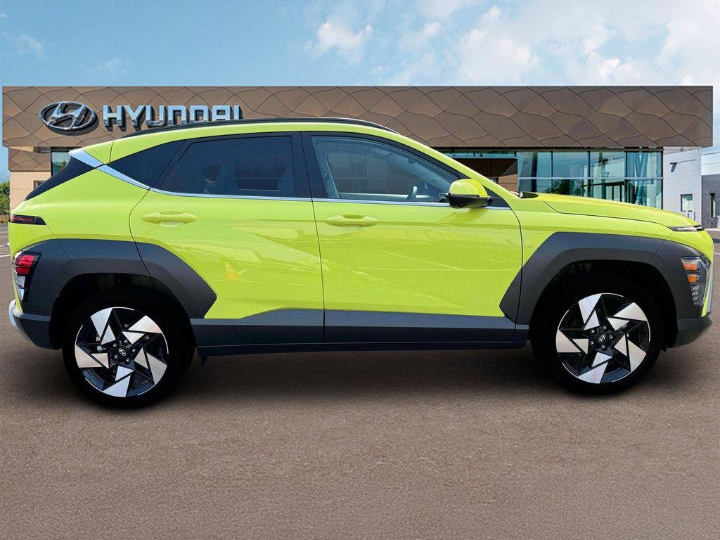 2026 Hyundai Kona Limited - Photo 9