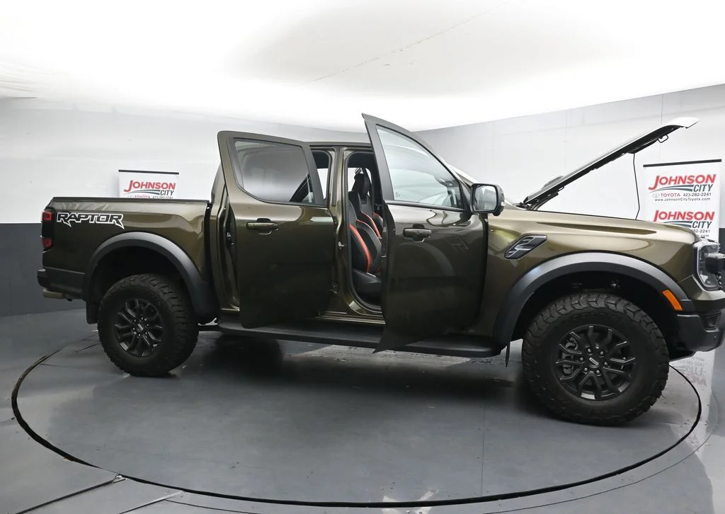 Used 2025 Green Ford Raptor image 27