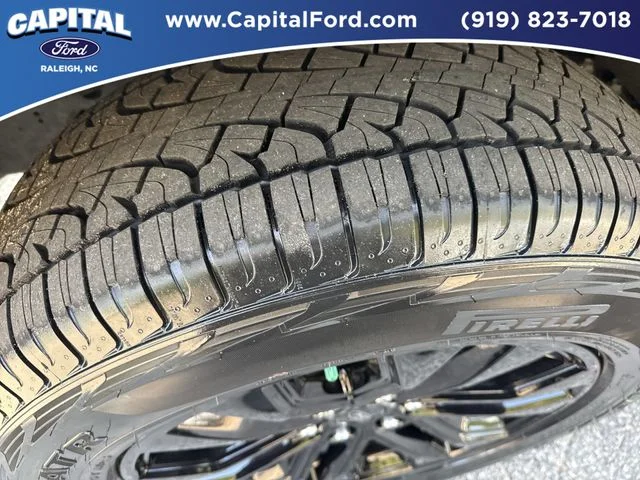 Used 2024 White Ford XLT image 14