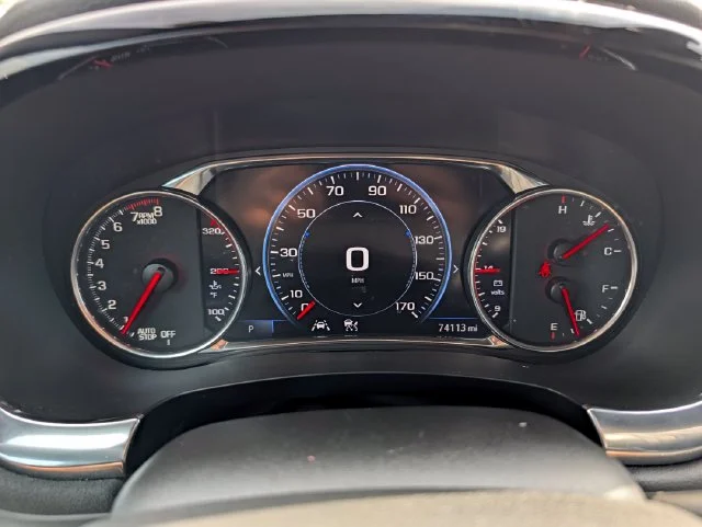 Used 2022 Beige Chevrolet High Country image 15
