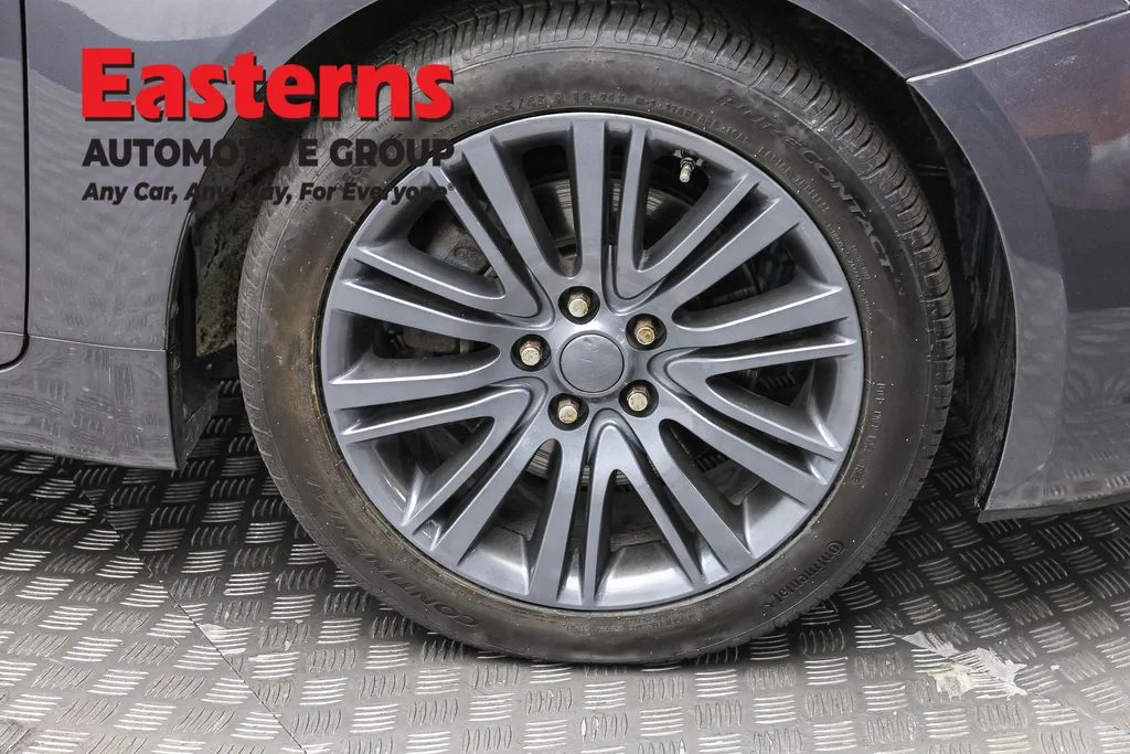 Used 2014 Gray Kia Premium image 35