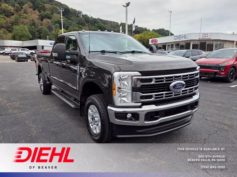 Used 2024 Brown Ford XLT image 1