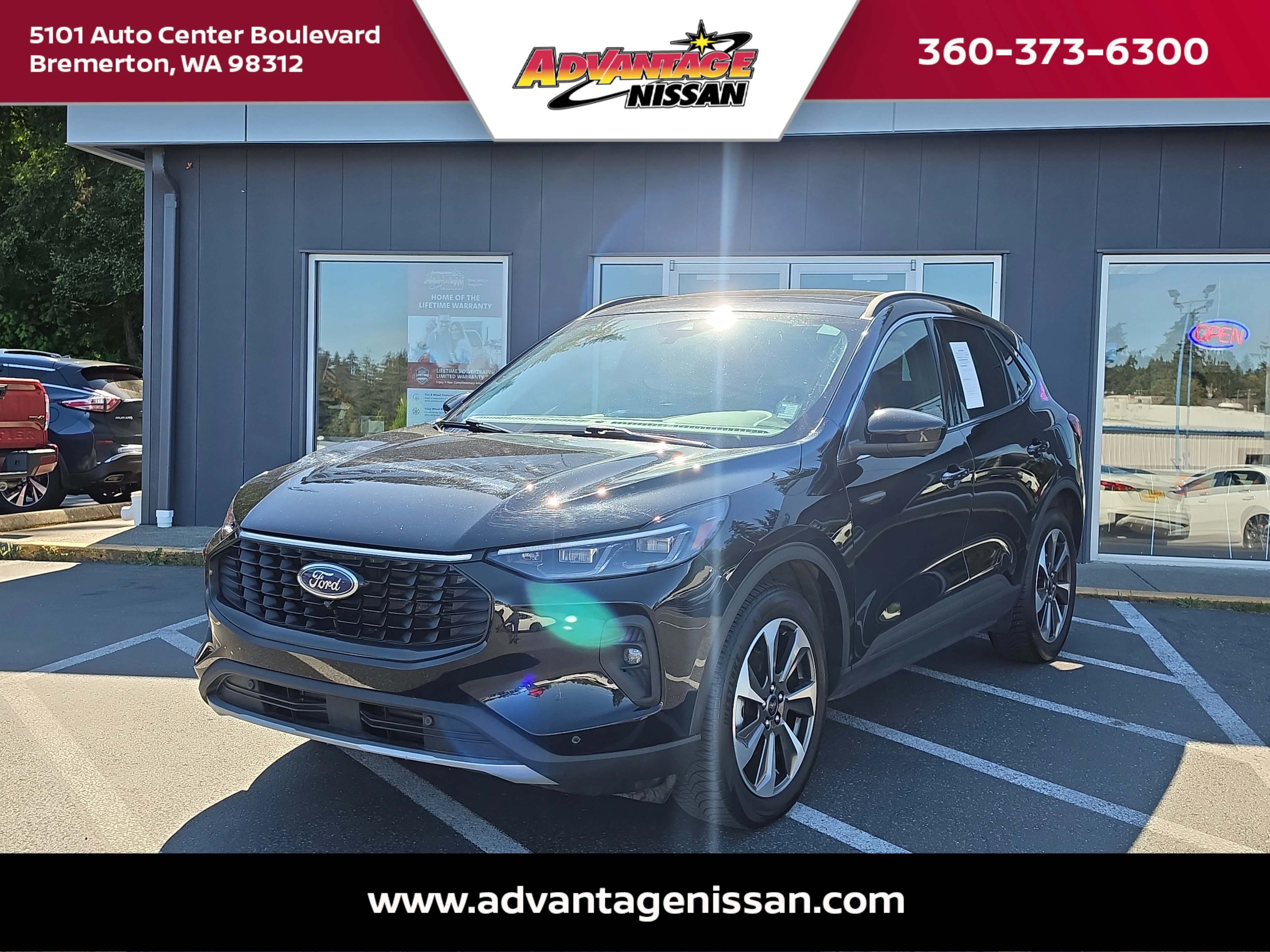 2024 Ford Escape Platinum AWD's photo