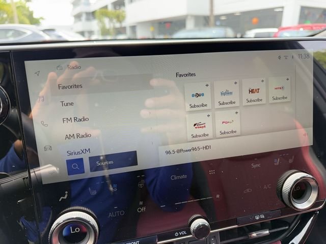 2025 Lexus NX Hybrid 350h - Photo 16