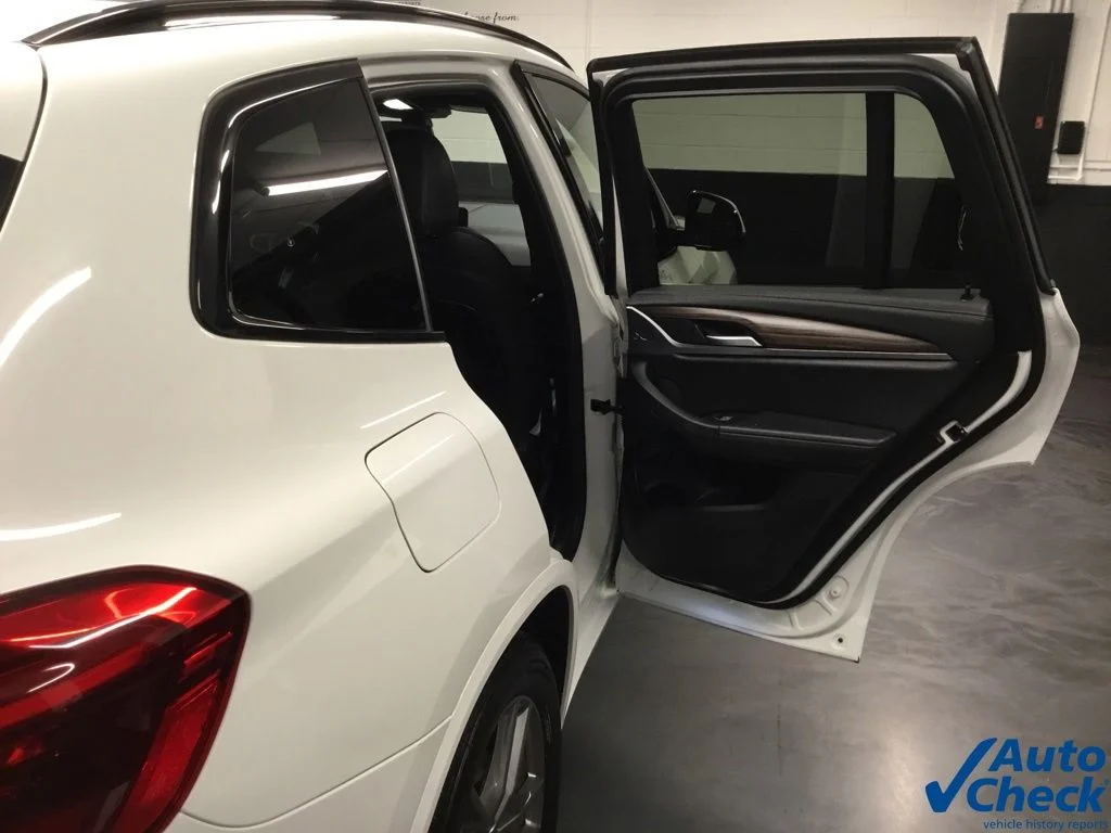 Used 2020 White BMW xDrive30i image 35