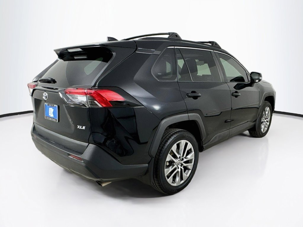 2022 Toyota RAV4 XLE Premium - Photo 7
