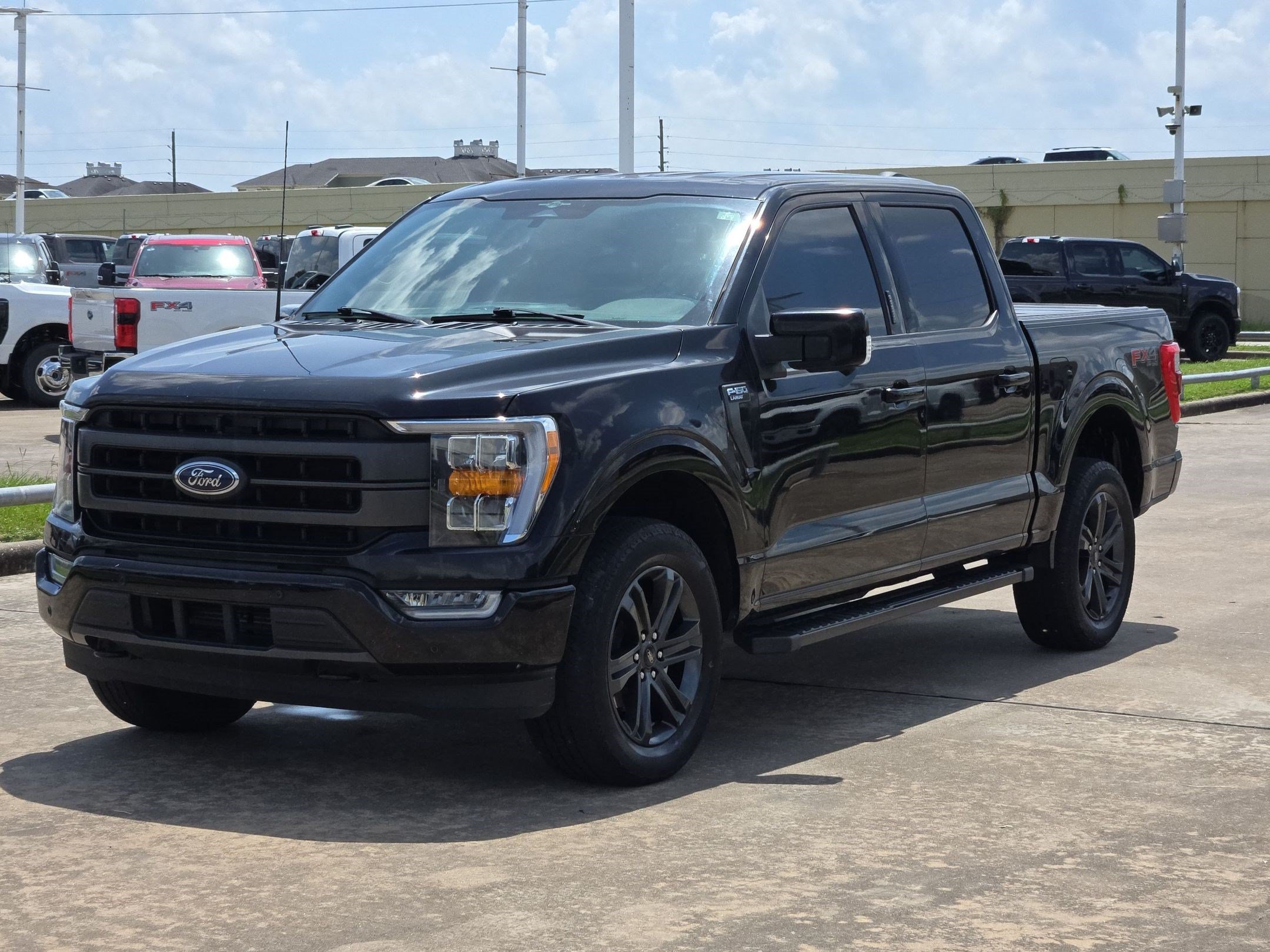 Used 2023 Agate Black Metallic Ford Lariat image 7