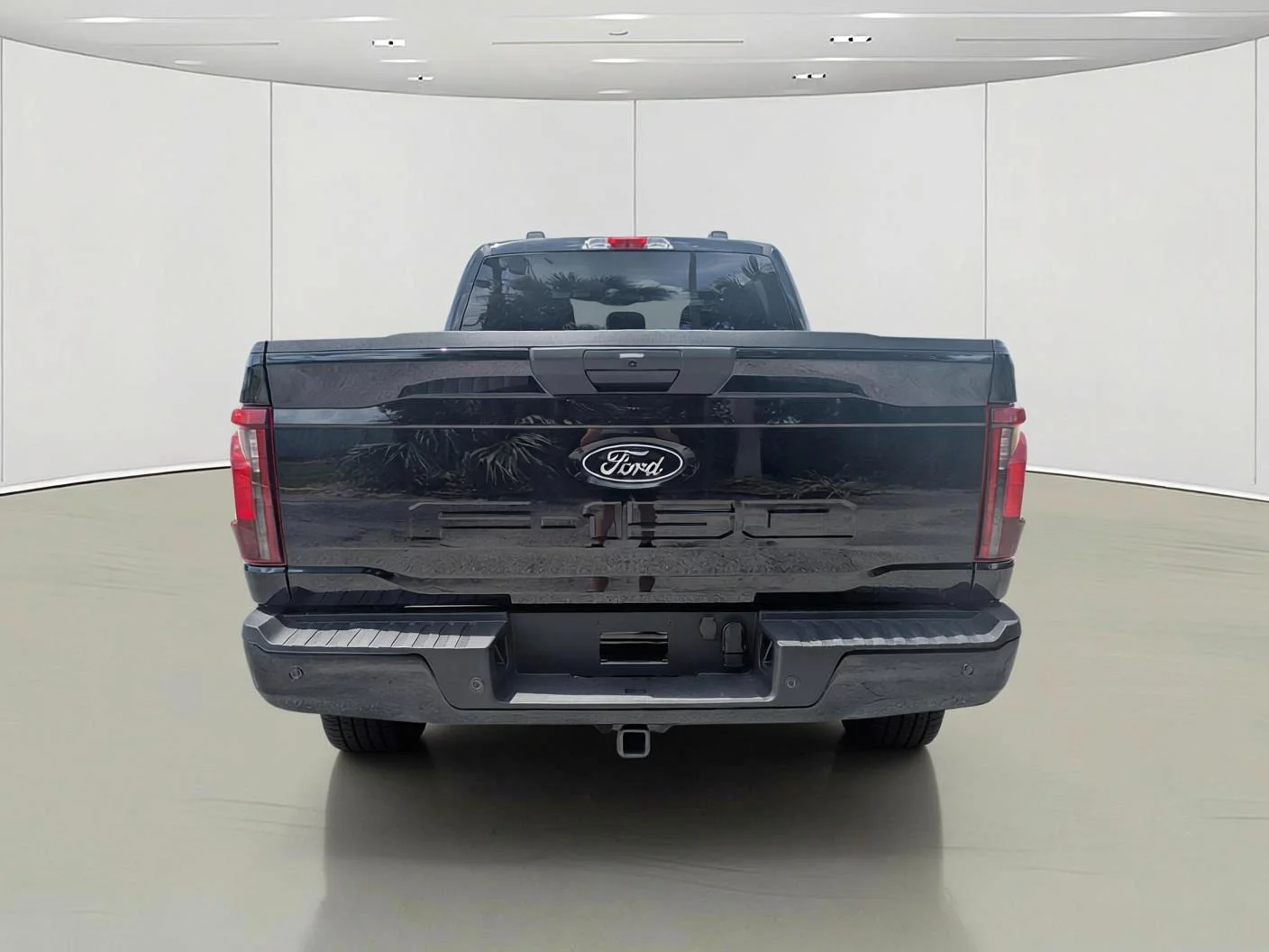 New 2026 Agate Black Metallic Ford XLT image 6