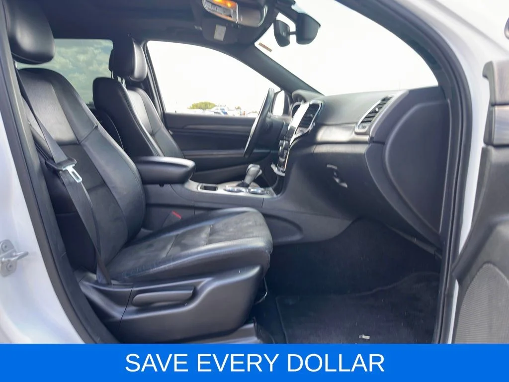 Used 2019 White Jeep Altitude image 15