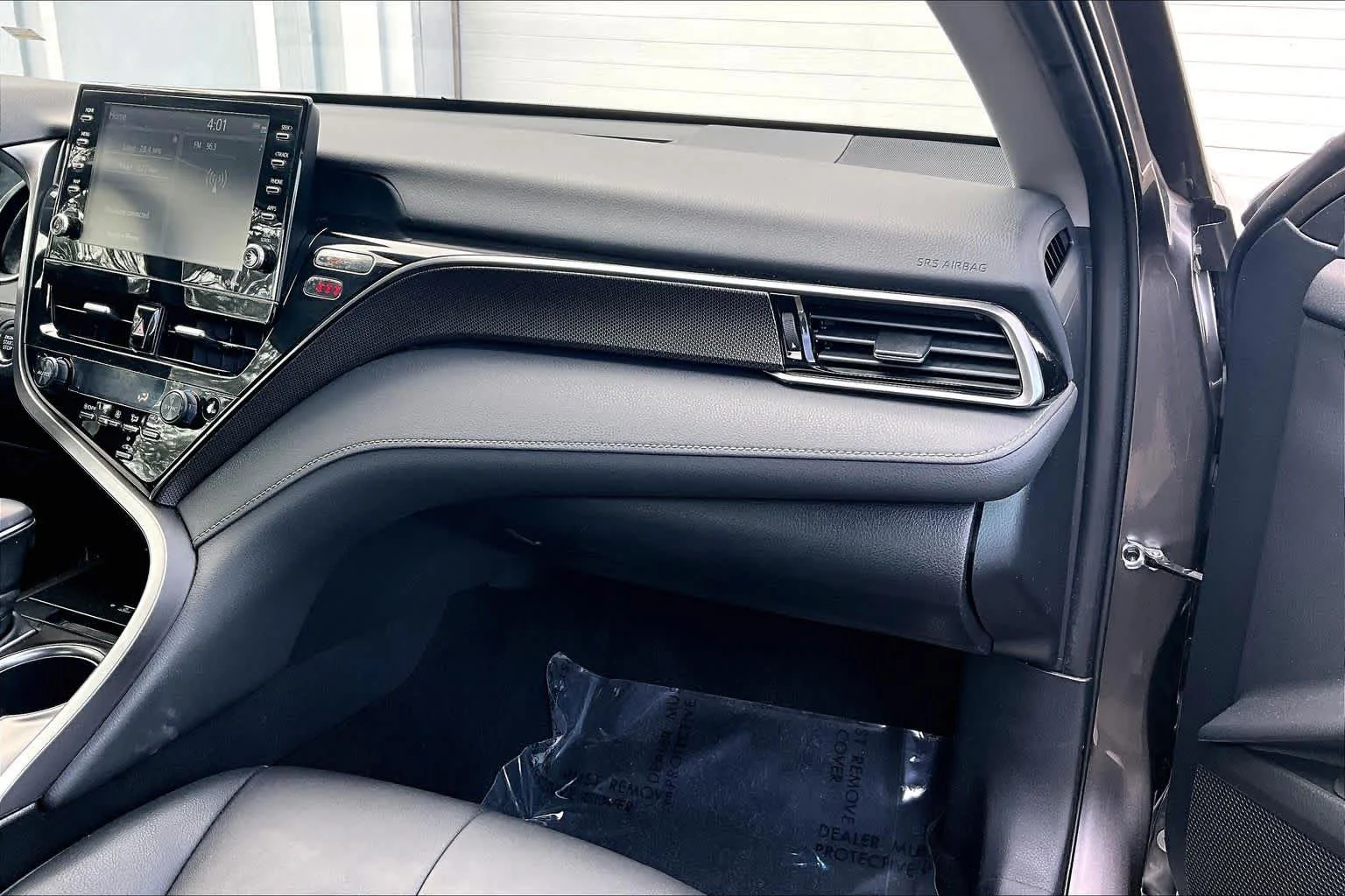 2023 Toyota Camry XSE - Photo 32