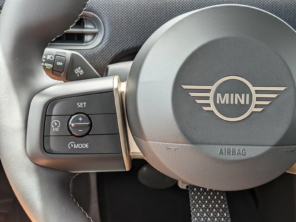 2025 MINI Hardtop 4 Door S - Photo 17