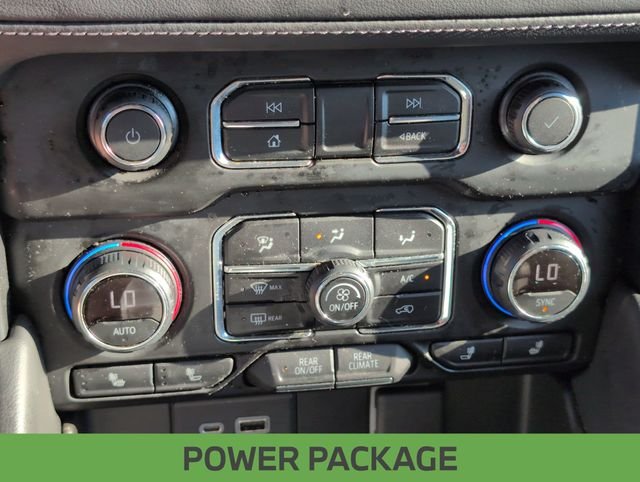 Used 2021 White Chevrolet Z71 image 20