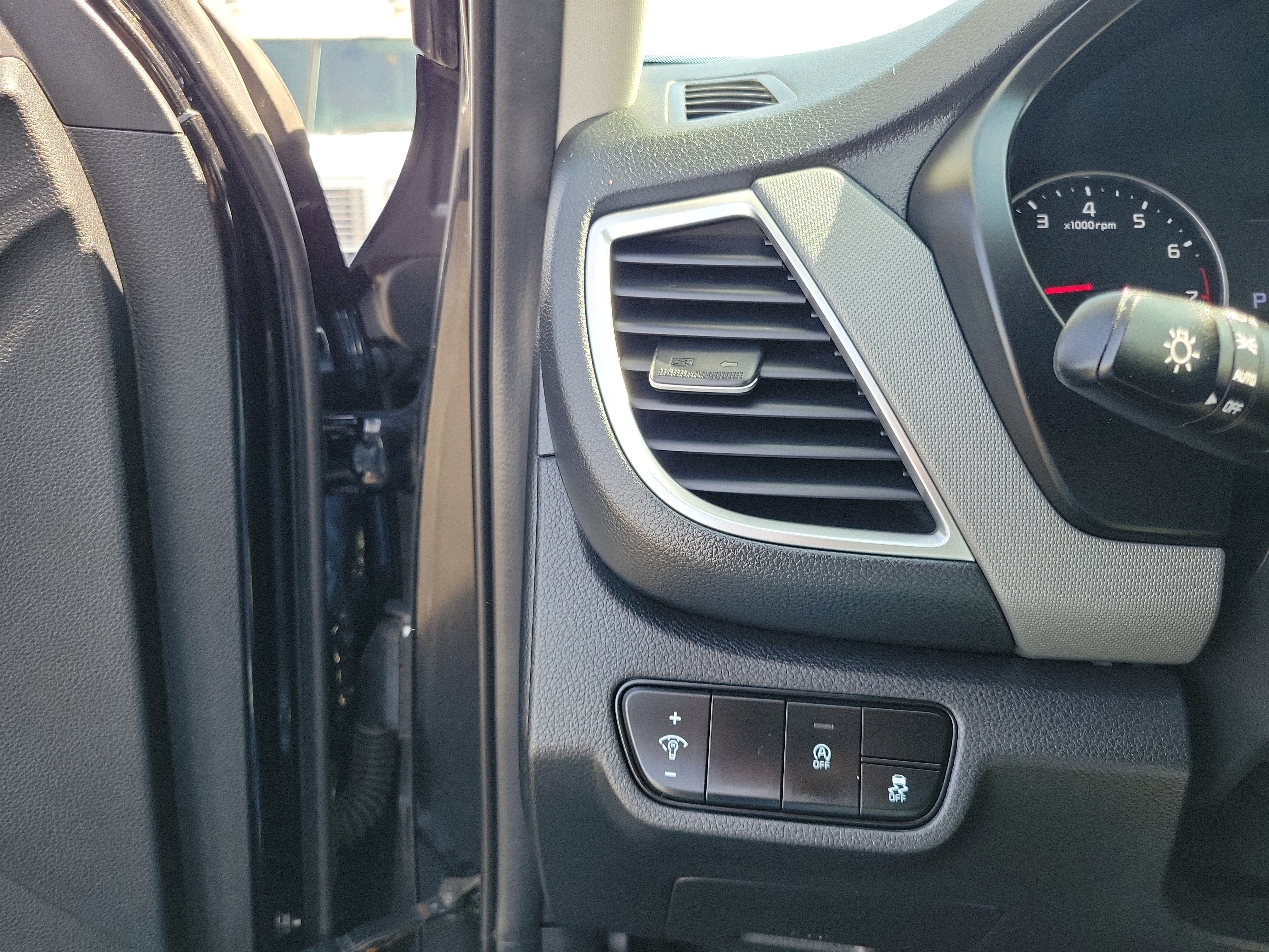 Used 2021 Black Kia LX image 20