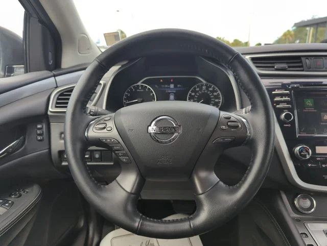Used 2022 Gray Nissan SL image 26