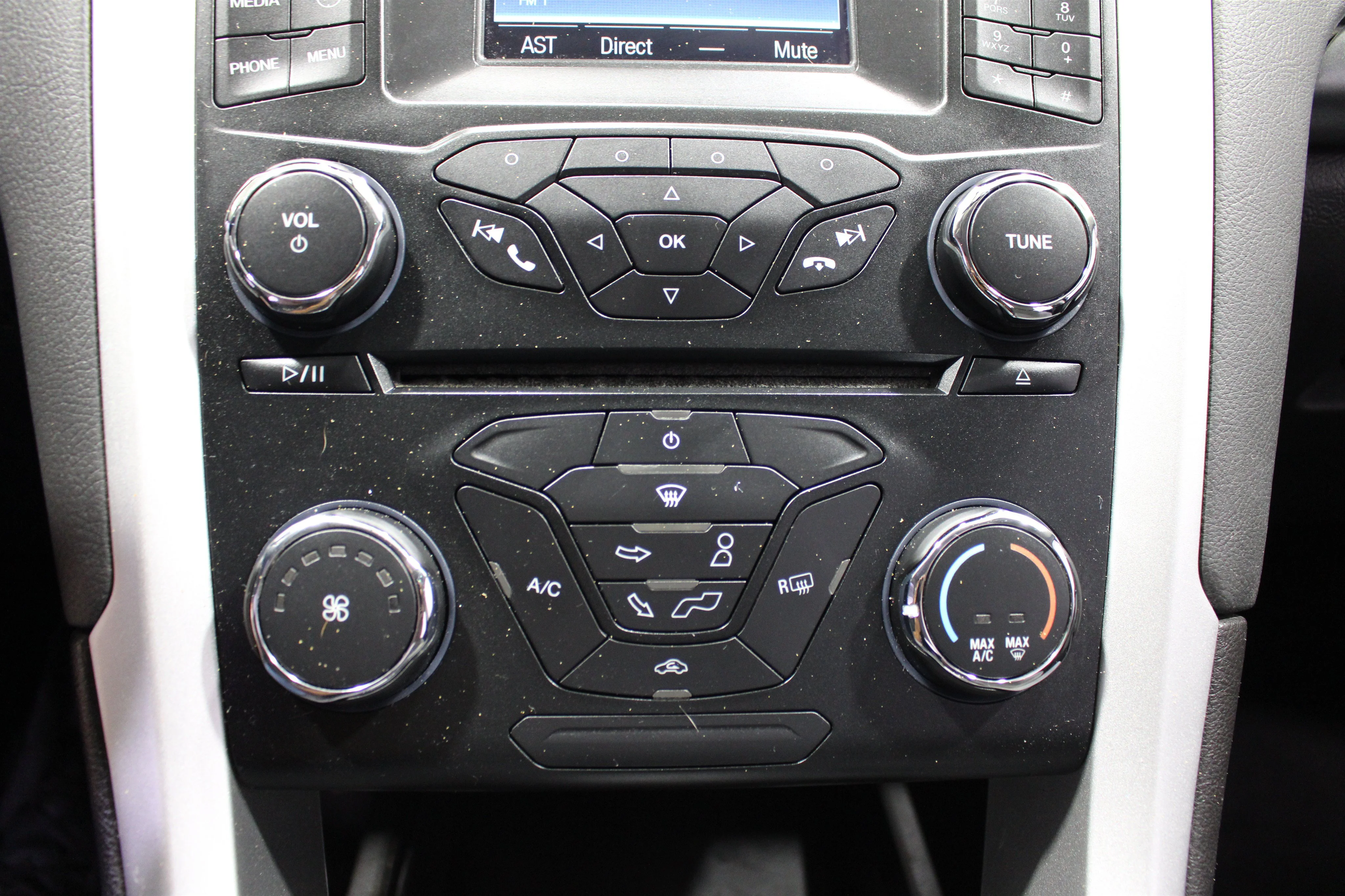 Used 2014 Silver Ford S image 14