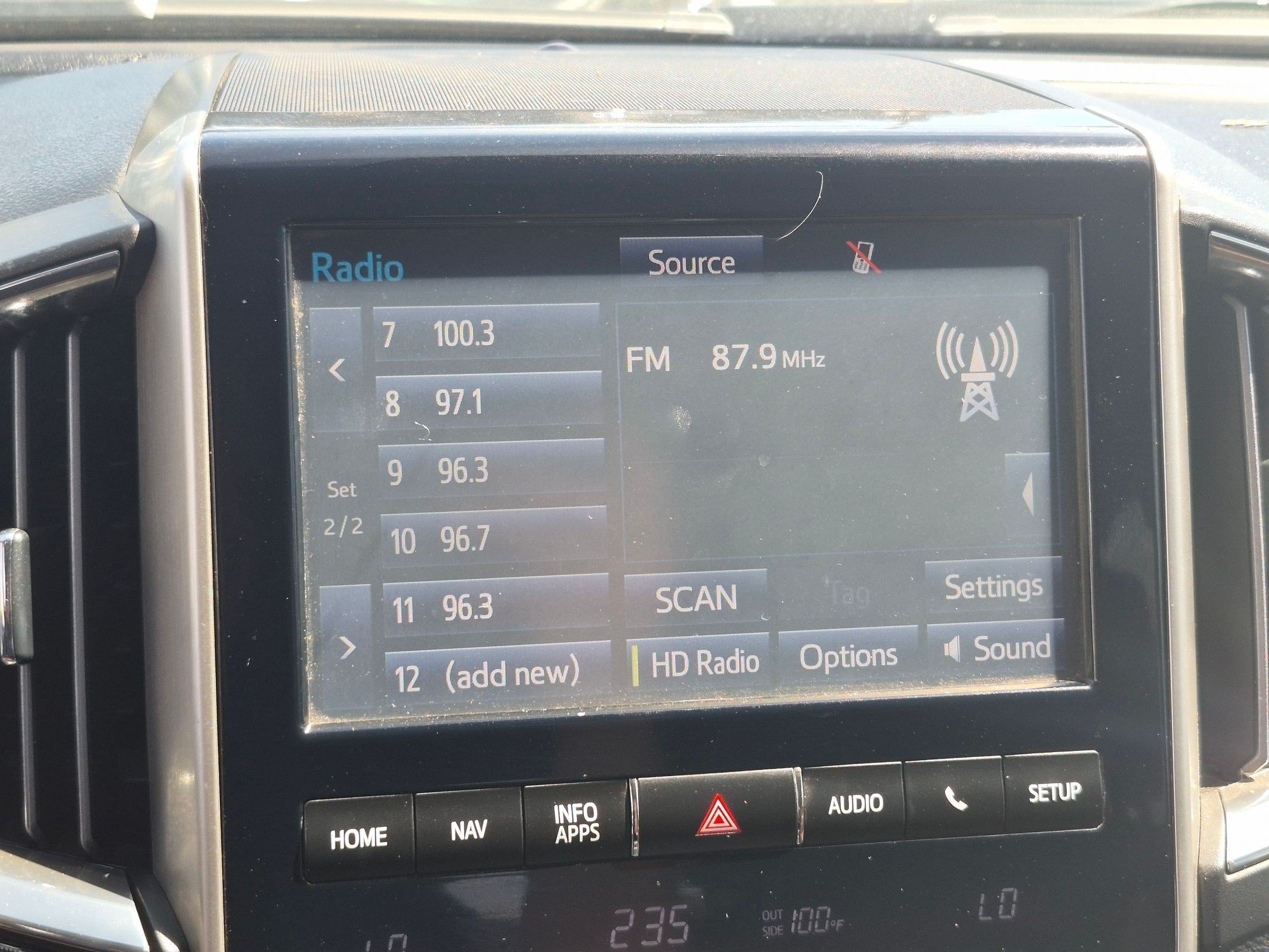 Used 2017 Midnight Black Metallic Toyota Base image 20