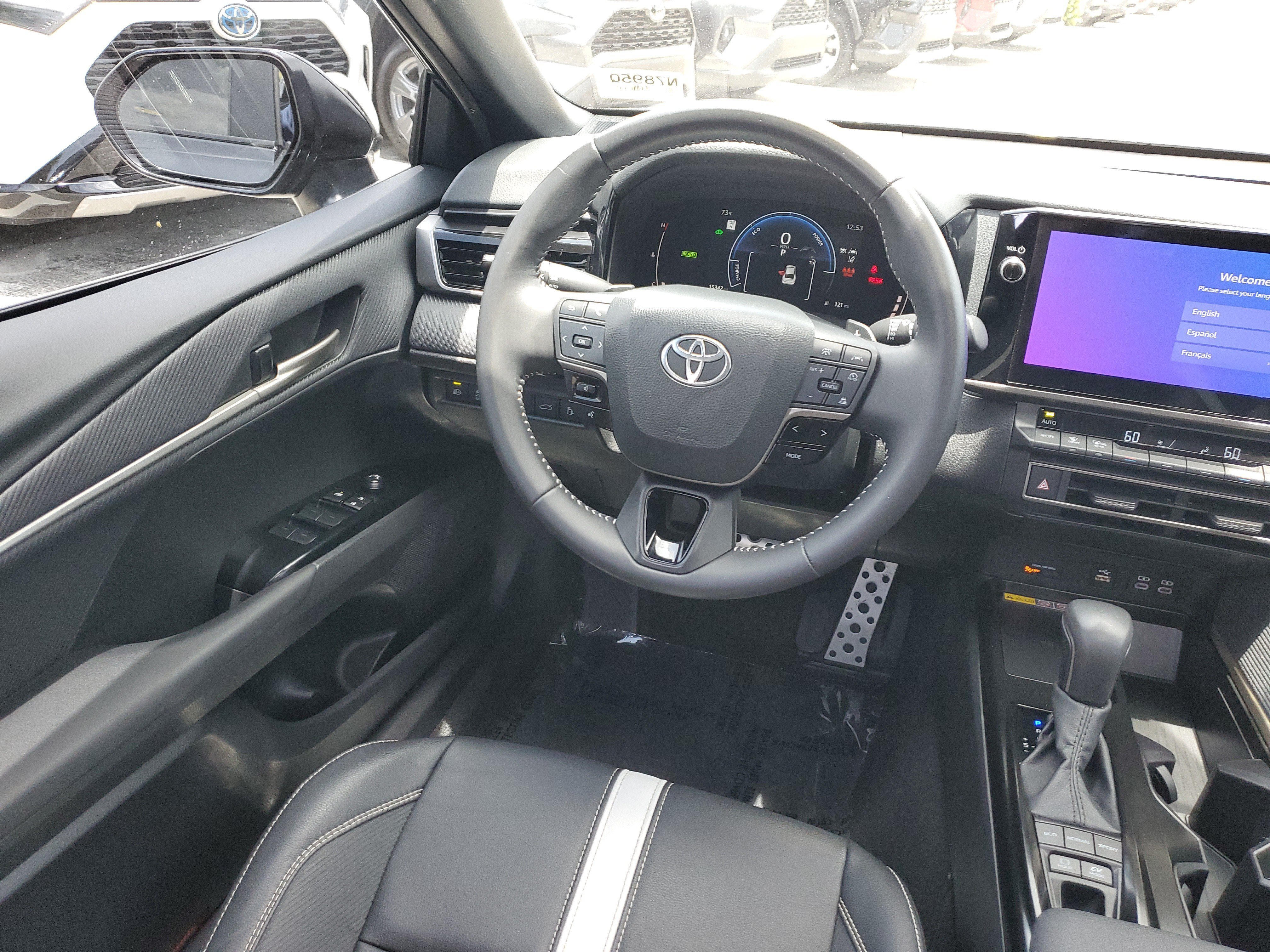 Used 2025 Underground Toyota SE image 15