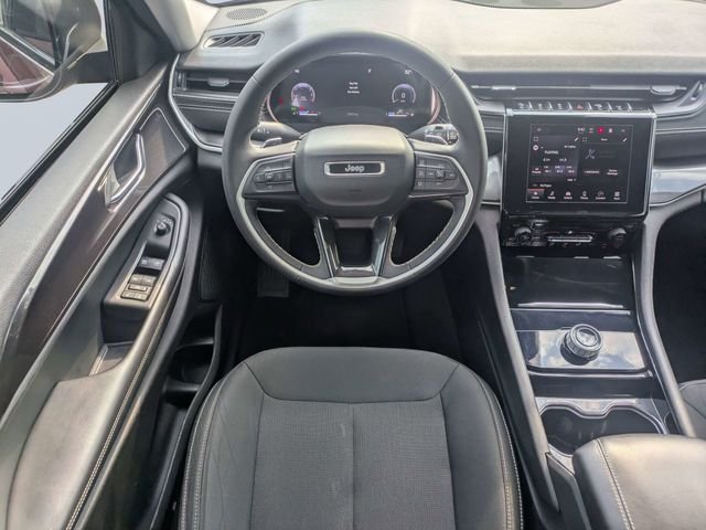 Used 2023 Red Jeep Laredo image 16