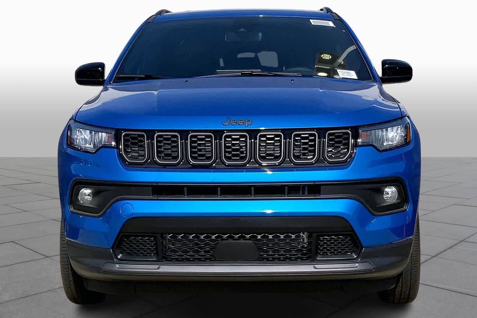 New 2026 Hydro Blue Pearlcoat Jeep Latitude Altitude image 3