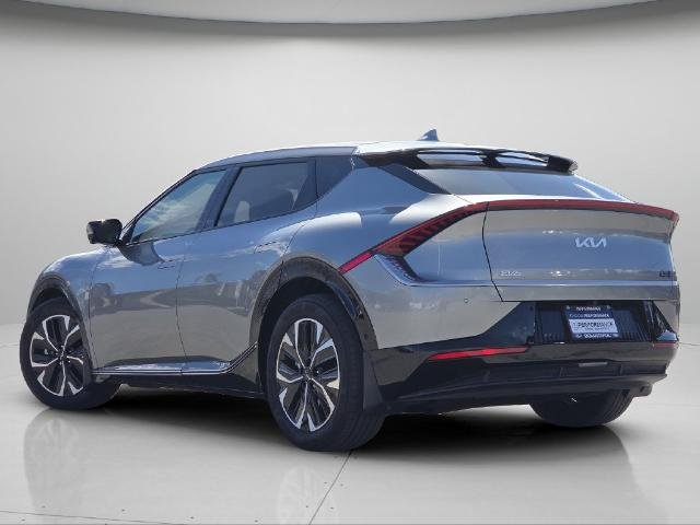 Used 2023 Steel Gray Kia  image 19