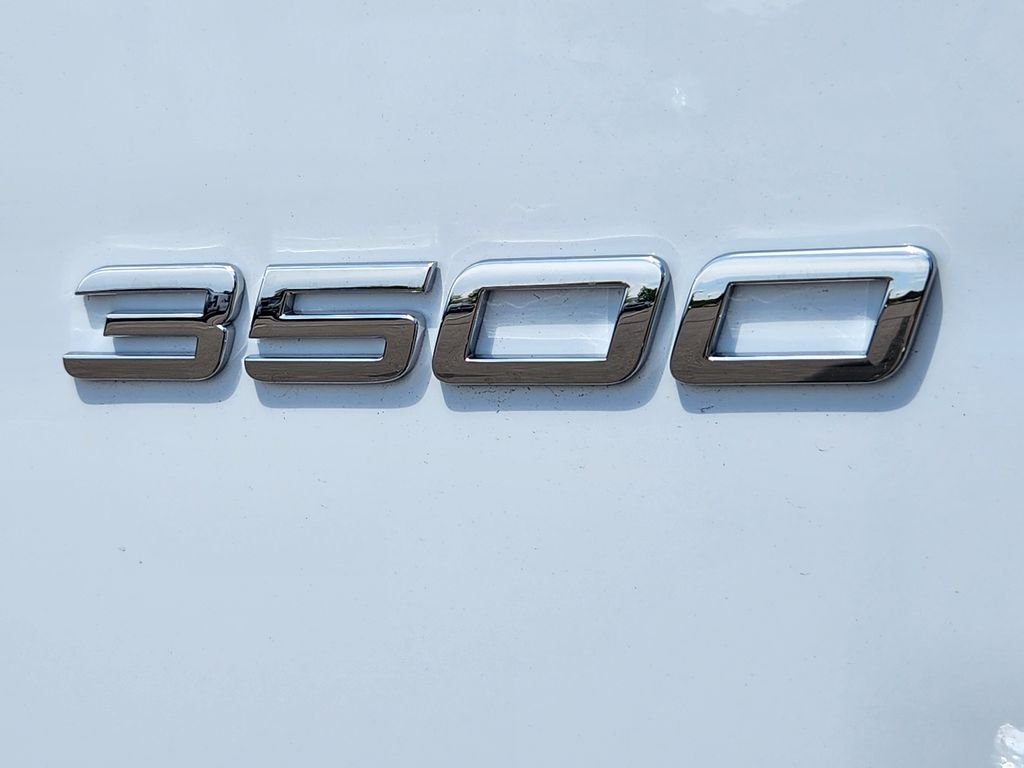 New 2026 ARCTIC WHITE Mercedes-Benz CARGO image 9