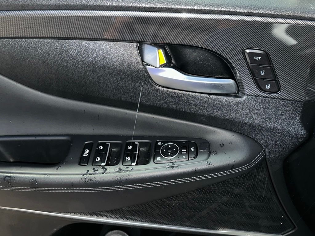 2021 Hyundai Santa Fe Limited - Photo 9