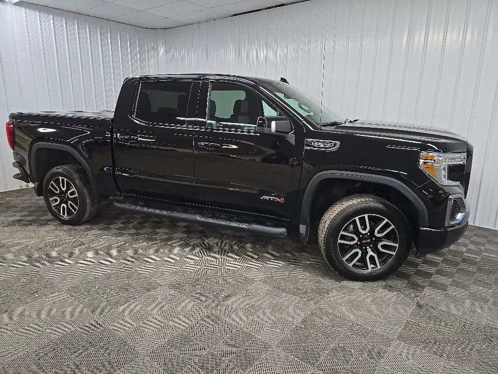 2021 GMC Sierra 4WD Crew Cab Short Box AT4's photo