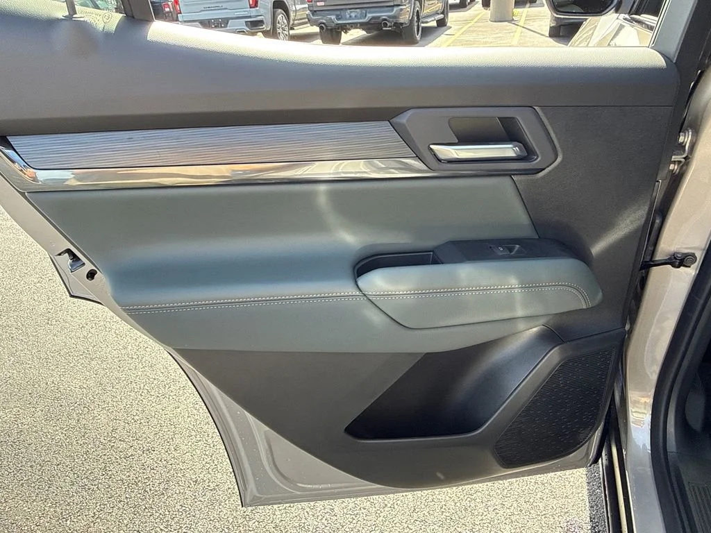 New 2026 Riverstone Metallic GMC AT4 image 31