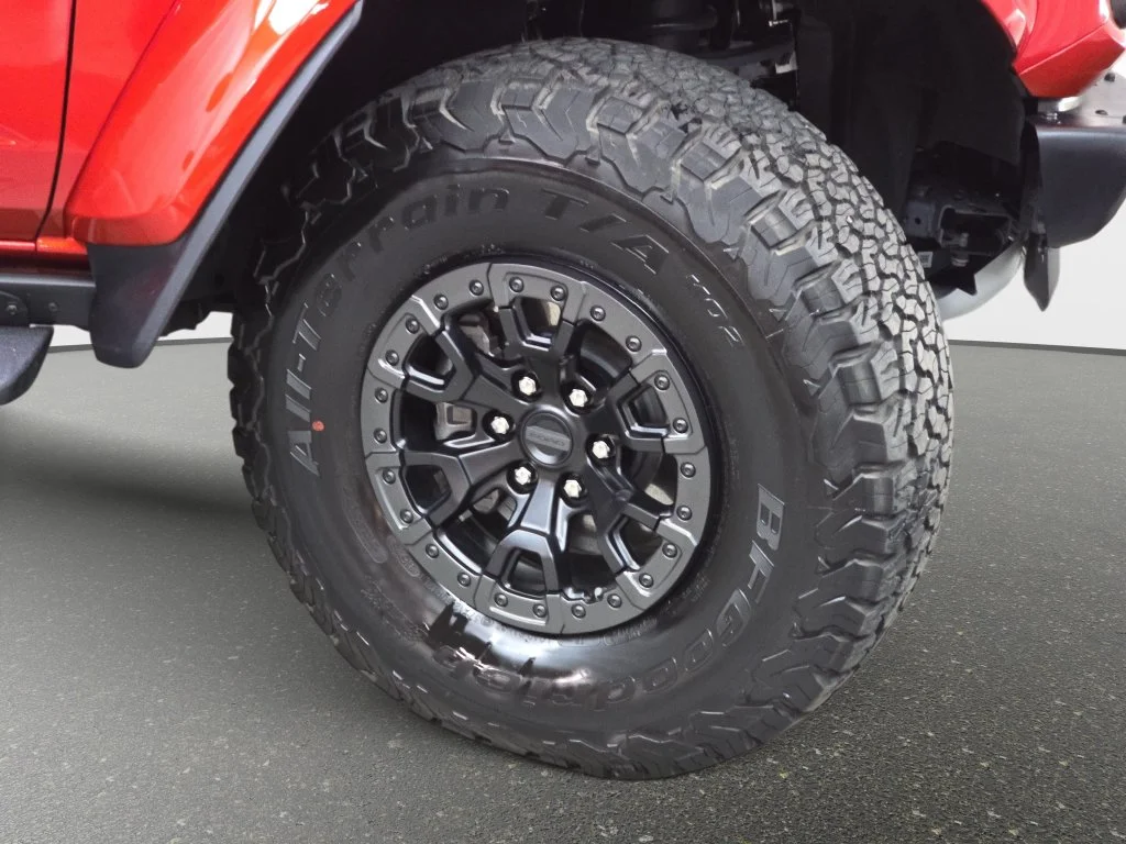 Used 2024 Red Ford Raptor image 32