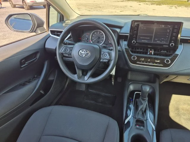 Used 2022  Toyota LE image 14