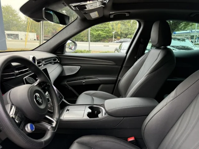 Used 2024 Bianco Astro Metallic Maserati GT AWD image 11