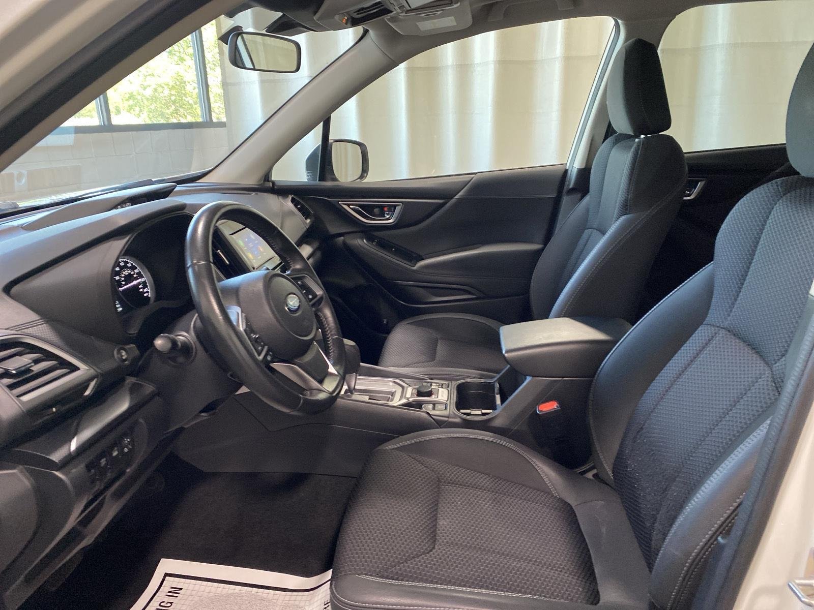 Used 2023 Crystal White Pearl Subaru Premium image 2
