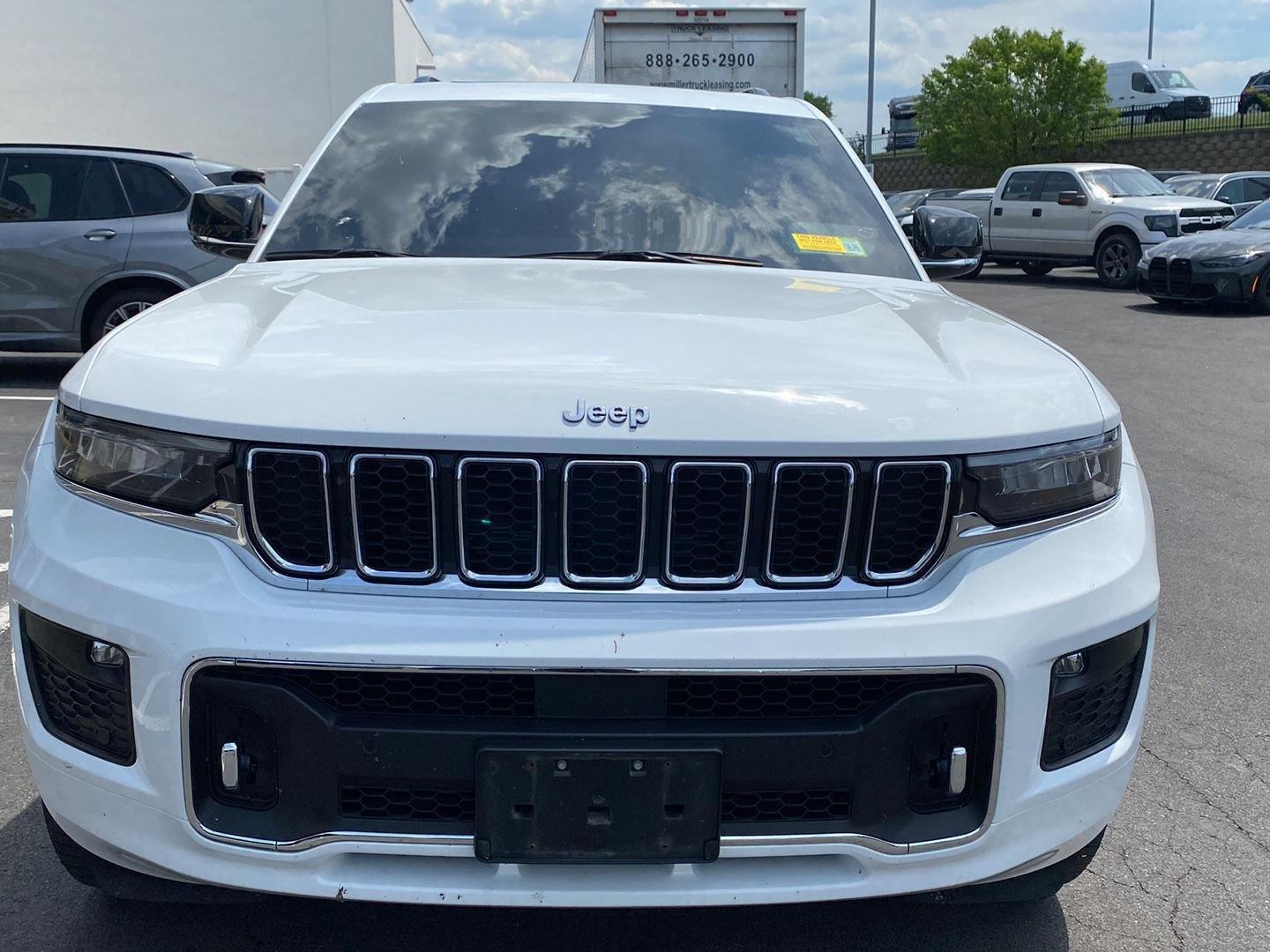 Used 2022 Bright White Clearcoat Jeep Overland image 5