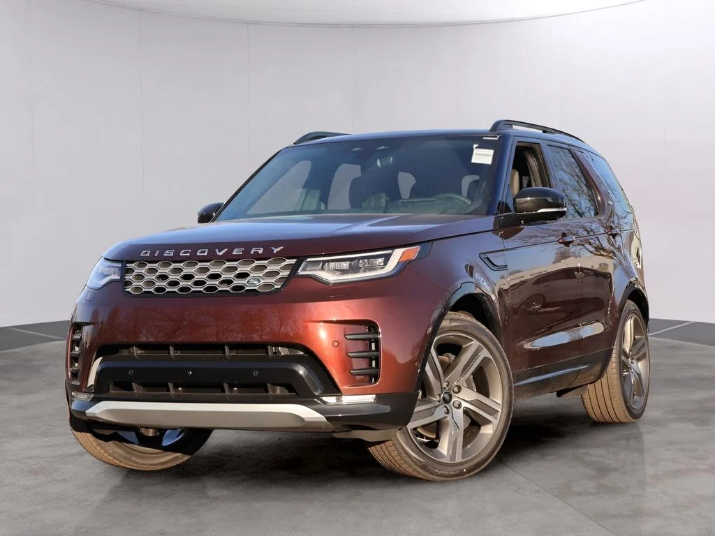 2026 Land Rover Discovery P360 Gemini Edition's photo