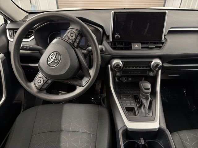 Used 2025 Ice Toyota XLE image 16