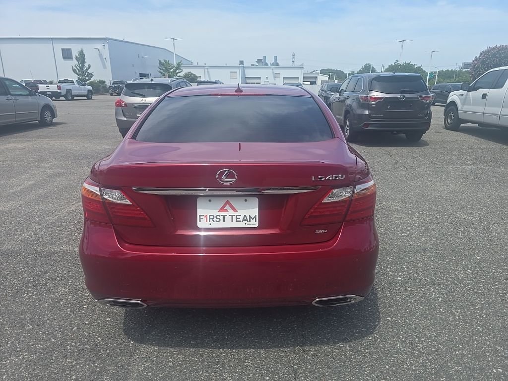 Used 2012 Red Lexus 460 image 6