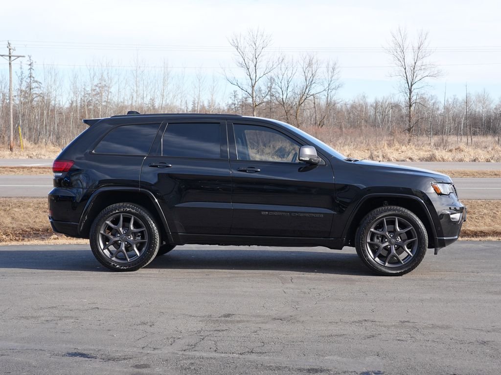 Used 2021 Black Jeep Limited image 2