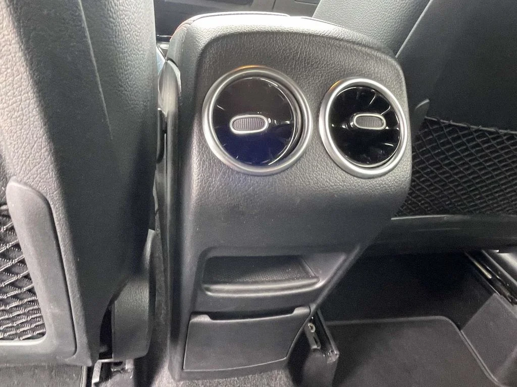 2022 Mercedes-Benz GLA GLA35 AMG - Photo 11