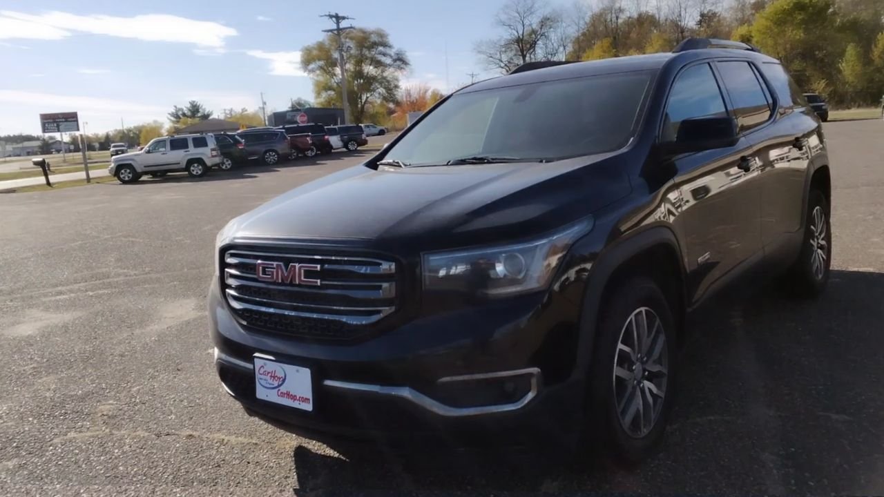 2017 Gmc Acadia SLE photo 3