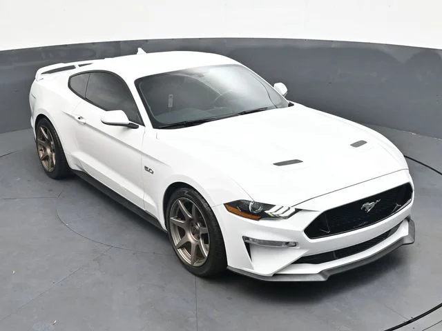 Used 2020 White Ford GT image 21