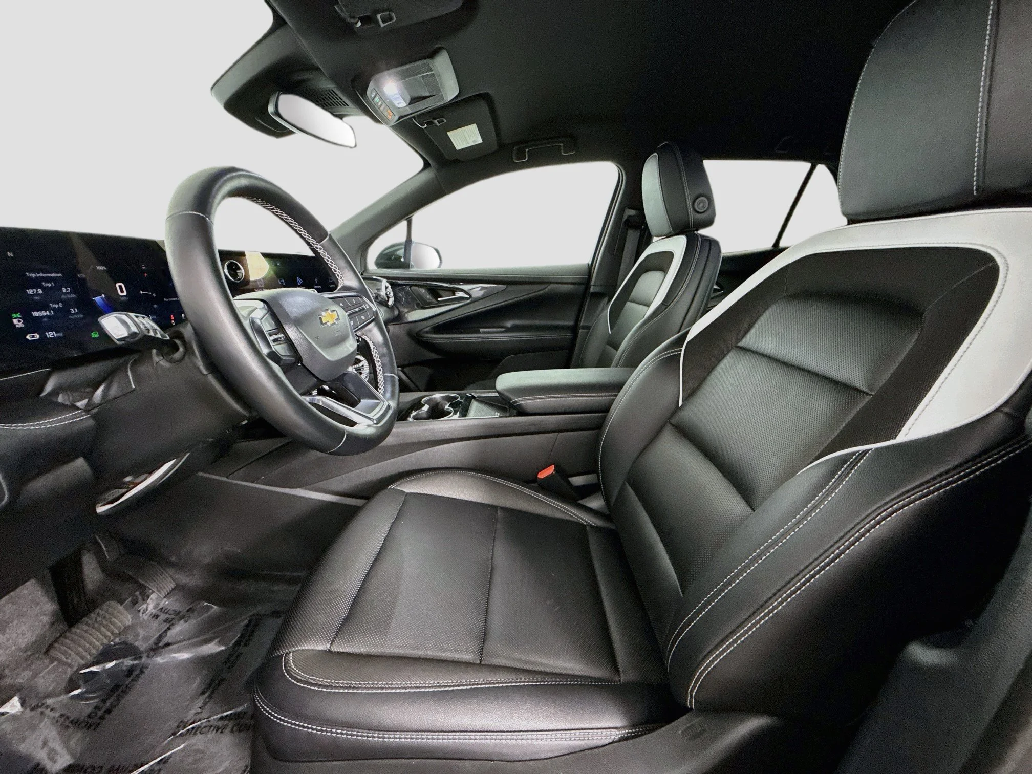 Used 2025 Black Chevrolet LT image 23