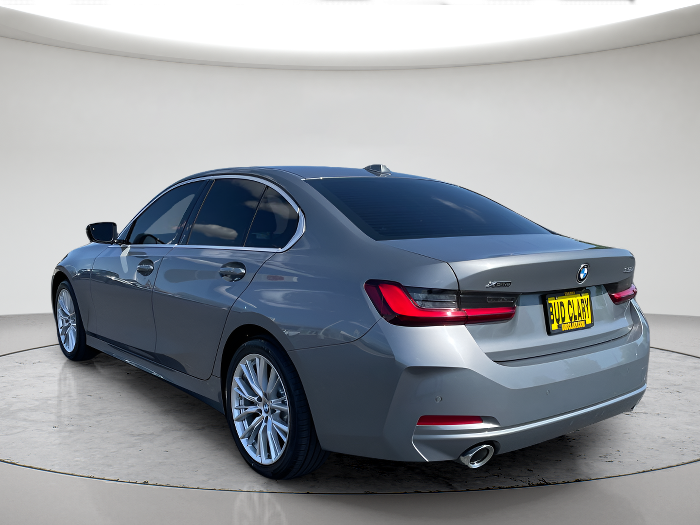 Used 2024 Gray BMW 330i xDrive image 5