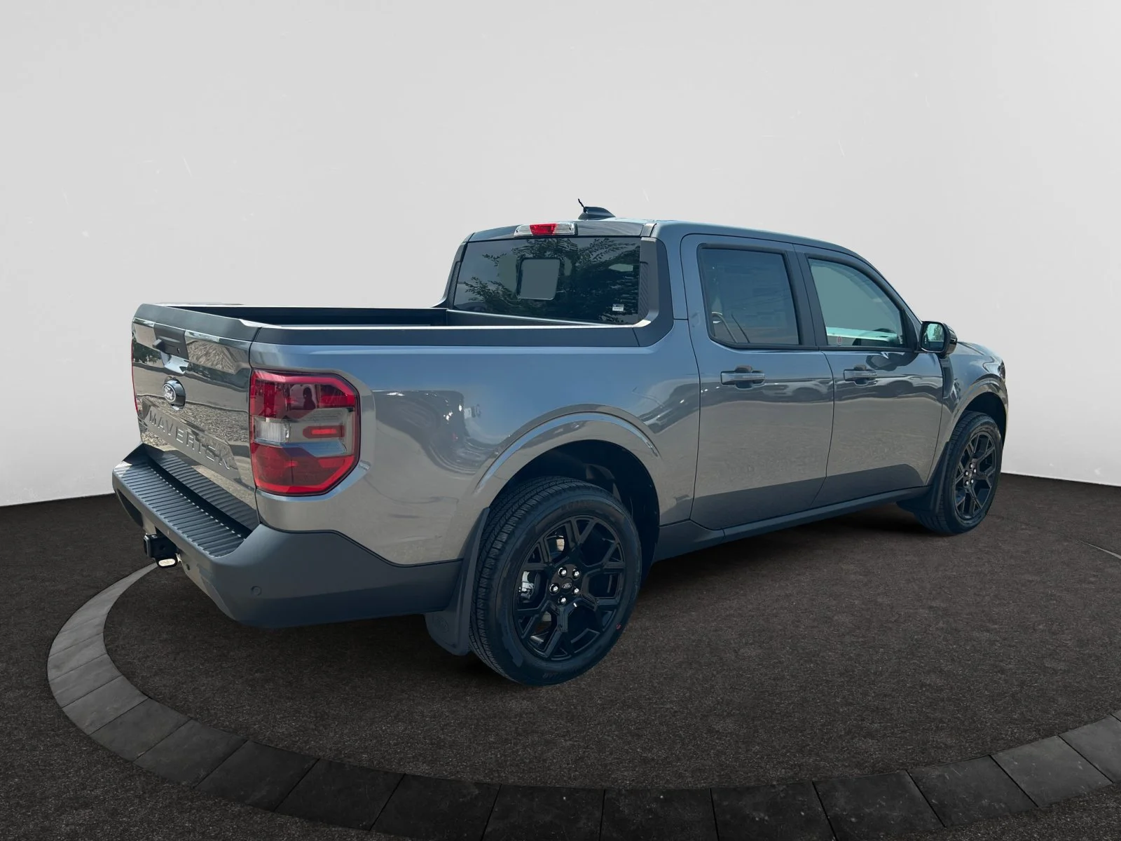 New 2026 Carbonized Grey Metallic Ford Lariat image 5