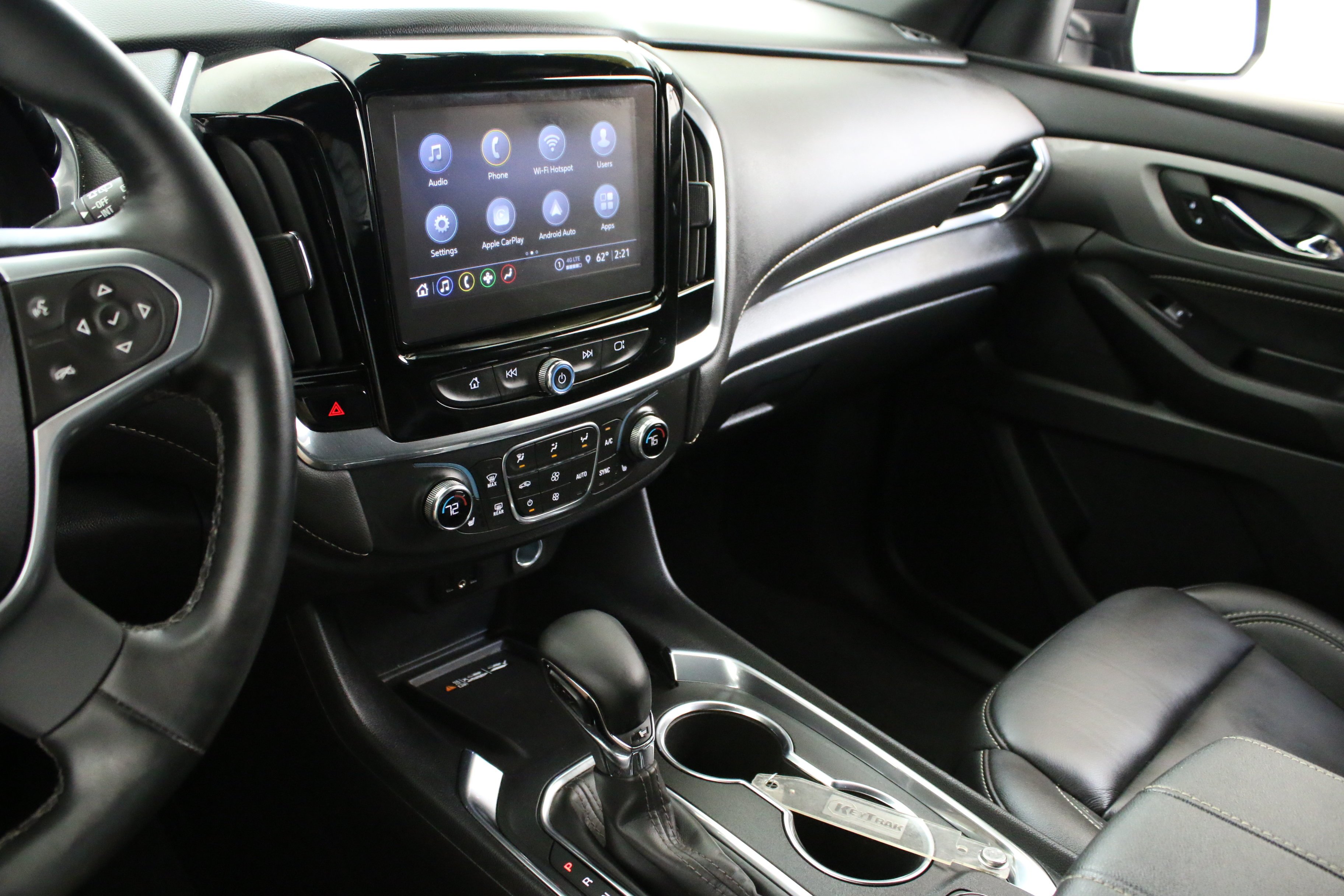 Used 2023 Mosaic Black Metallic Chevrolet LT Leather image 19