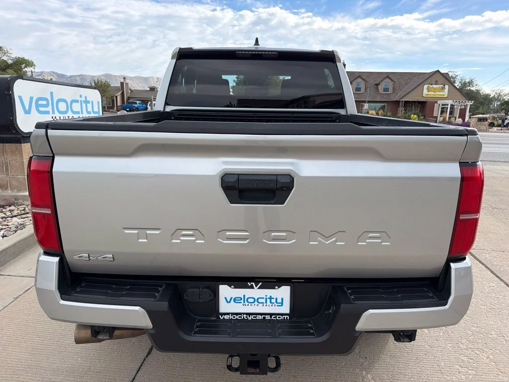 Used 2024 Silver Toyota SR5 image 4